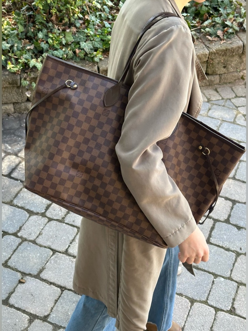 Authentic Louis Vuitton Damier Ebene Neverfull GM Tote Red Interior